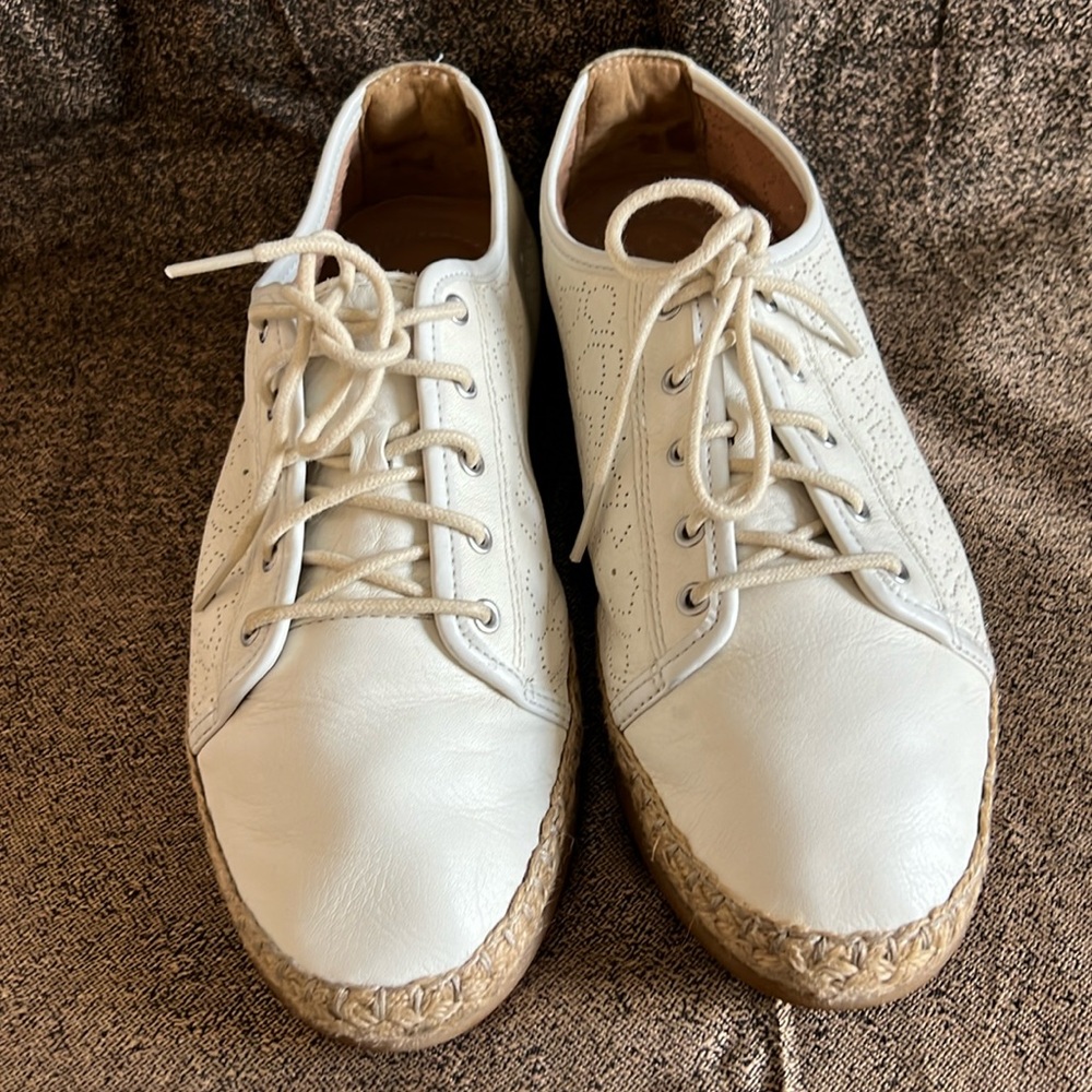 Clarks Womens reeney rita off White Leather Fashion Sneaker Size 9